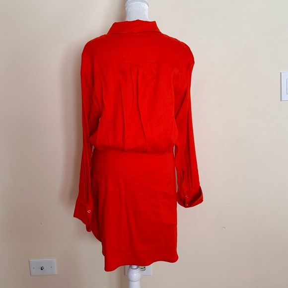 GAUGE81 Naha Linen Short Dress in
Blood Orange - Picture 5 of 9